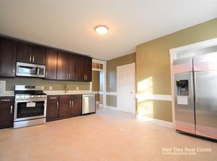 10 Treadway Rd #2A, Boston, MA 02125