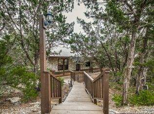1396 Old Reagan Wells Rd, Leakey, TX 78873