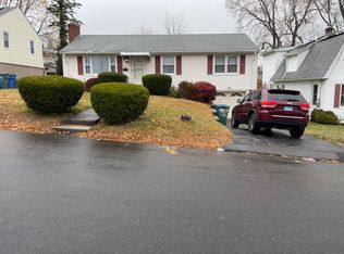 41 Saint James St, Hamden, CT 06514