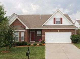 8422 Watertown Dr, Indianapolis, IN 46216