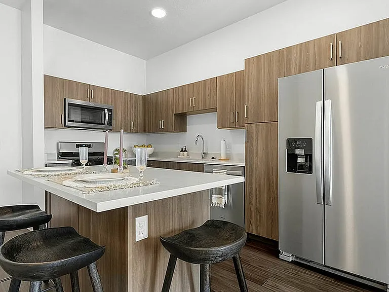 The Parkway Apartments — Photo 38