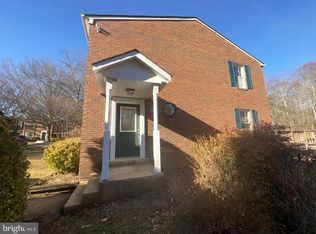 6352 Shaundale Dr, Springfield, VA 22152