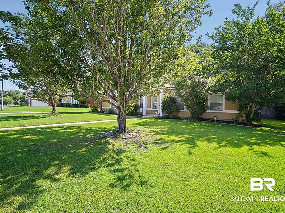 4th image of 3075 Azalea Trace Dr