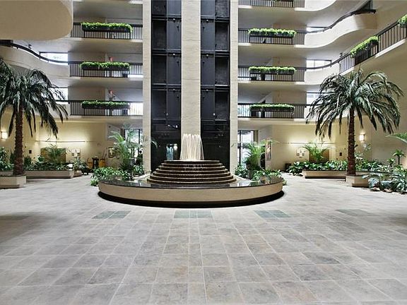 5th image of 2413 Bayshore Blvd Unit 1402