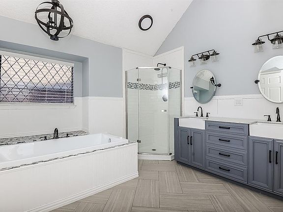 4th image of 2554 Tiber River Ln
