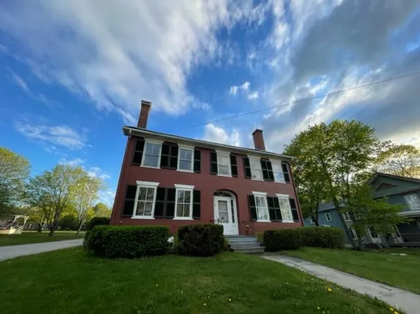 545 Main Street, Calais, ME 04619