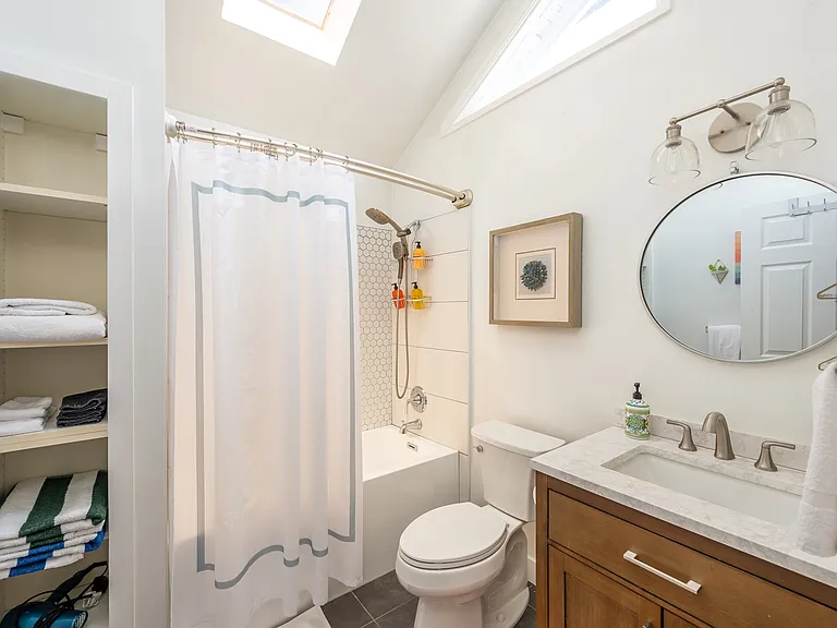 38 Buccaneer St #1/2 — Photo 5