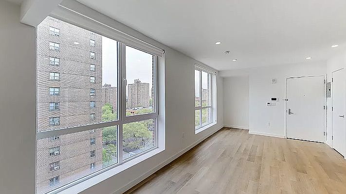 1st image of 814 Amsterdam Ave #12MM