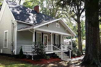 2nd image of 628 Wood St