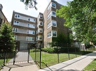 7710 N Sheridan Rd APT 202, Chicago, IL 60626