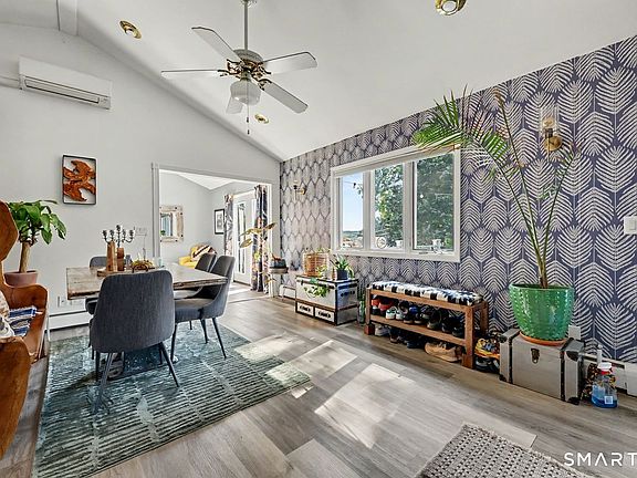 5th image of 52 West Street