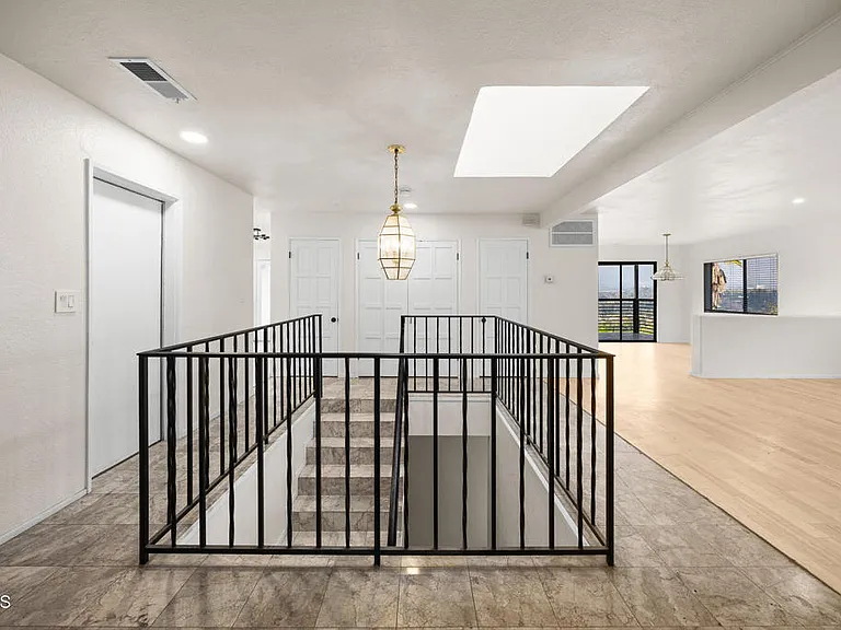 534 Alta Vista Ave — Photo 5