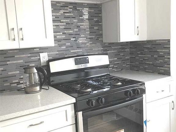 3rd image of 61-45 98th St #17K