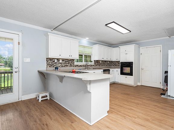 4th image of 314 Casey Dr