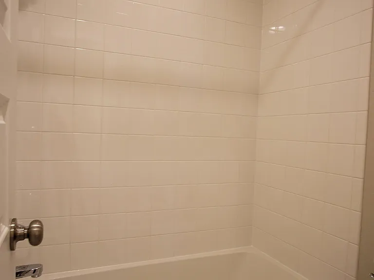2541 N Moline St #2-BDRM TOWNHOUSE — Photo 8