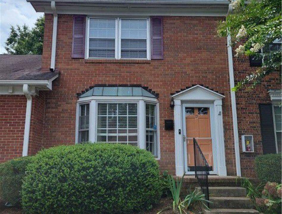 1st image of 4620 Lawndale Dr Unit D