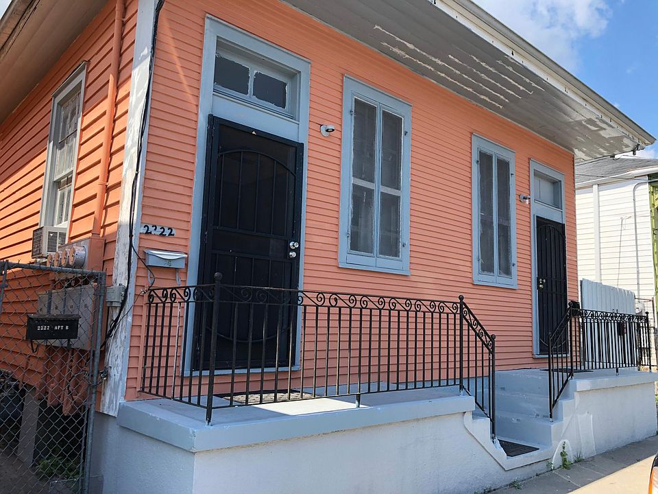 1st image of 2222 Marais St