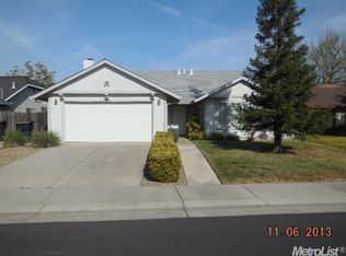 8221 Auberry Dr, Sacramento, CA 95828