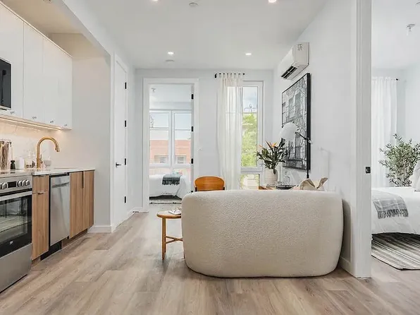 2917 Snyder Avenue image 1 of 14