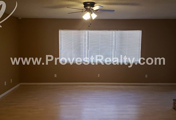 4th image of 15840 Elcona Pl
