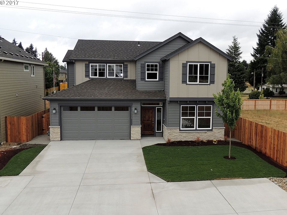 1st image of 12406 NE 106th Cir