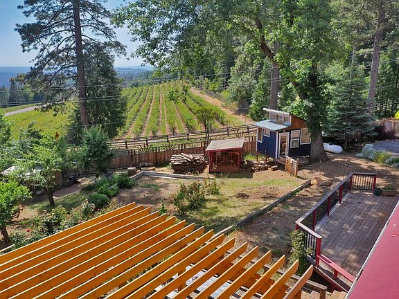 3rd image of 3944 Bellwood Dr