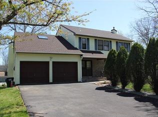 22 Harold Ave, Edison, NJ 08820