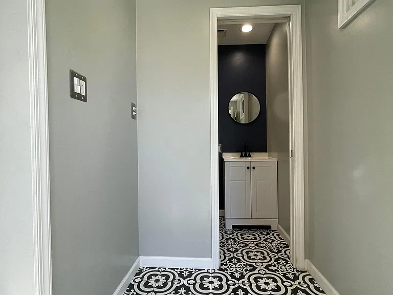 459 Delmar St — Photo 19