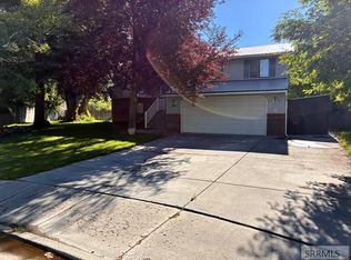 981 Bluebird Pl, Idaho Falls, ID 83402