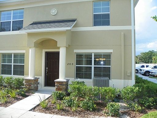 4th image of 200 Carina Cir