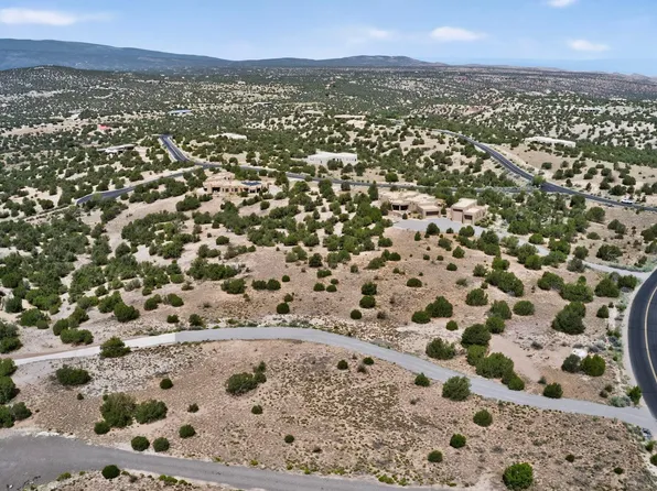 31 Turquoise Dr, Sandia Park, NM 87047