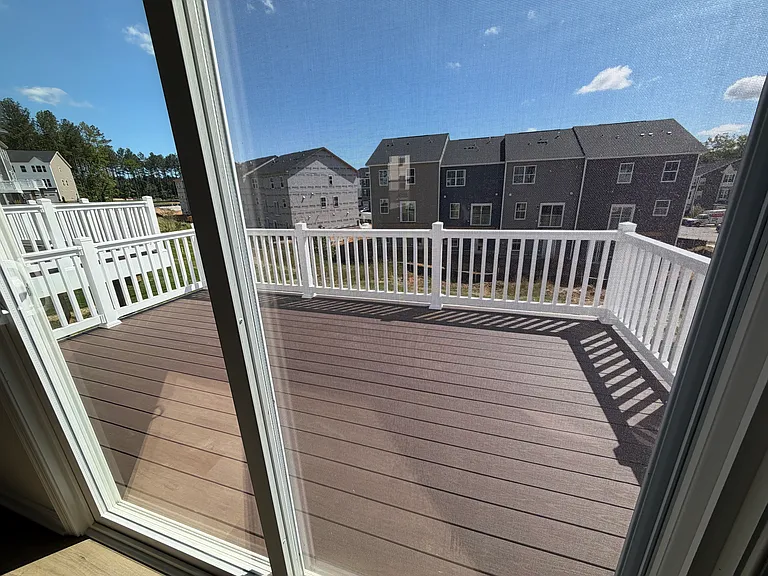 Huge Deck
