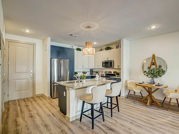 One Bedroom Kitchen