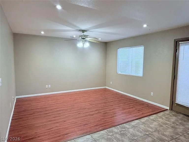 1304 Paraiso St — Photo 4