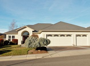 3469 Henredon Way, Medford, OR 97504