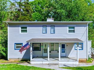 236 Highland Ave, Oak Ridge, TN 37830