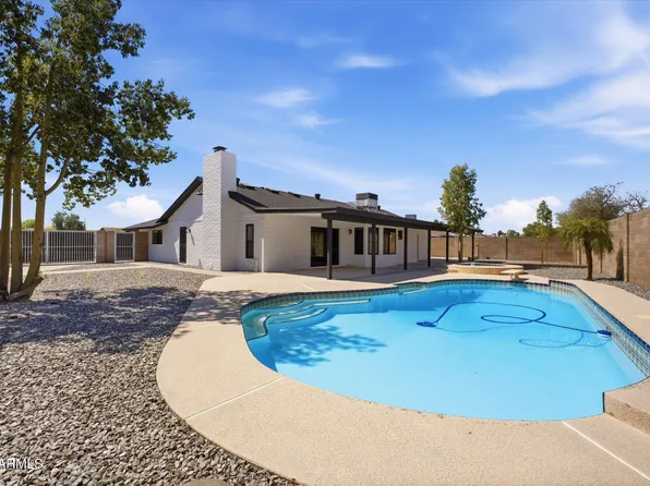 6204 W GARDEN Drive, Glendale, AZ 85304