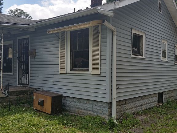 2nd image of 2436 Highland Pl