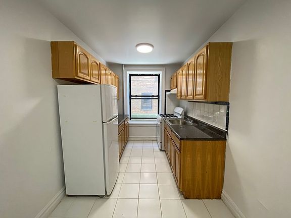 2nd image of 34-20 30th St #1FF