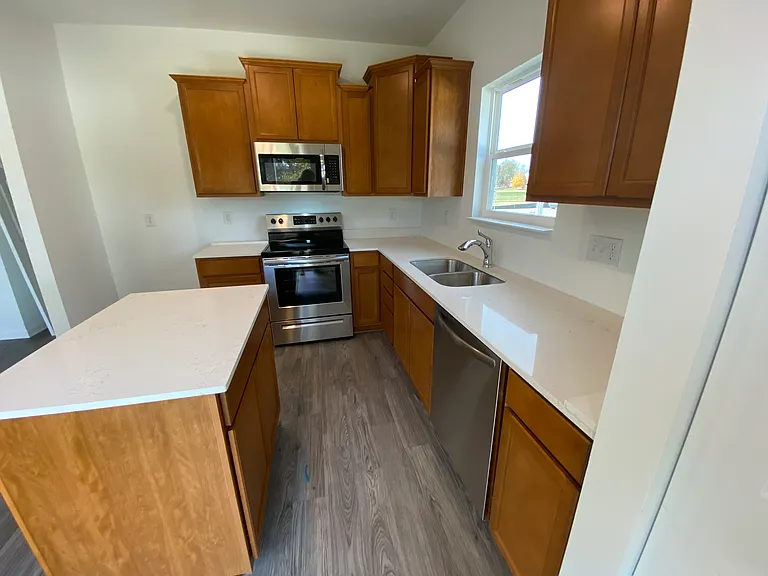 4289 Ashworth Ln — Photo 14