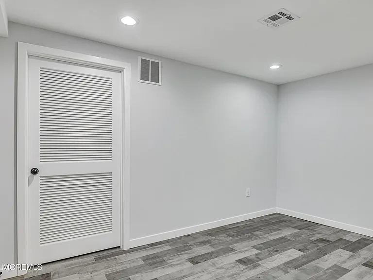 769 Cliffwood Ave — Photo 15