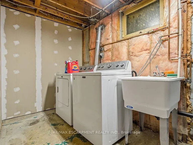 475 Kitty Murray Ln — Photo 34
