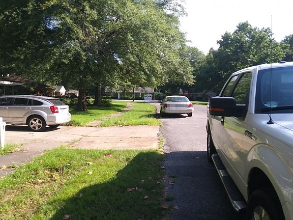 4th image of 1405 Cheshire Ln