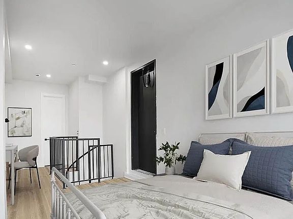 4th image of 139 Meserole St #4A