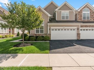 23 Welsh Farm Rd, Long Valley, NJ 07853