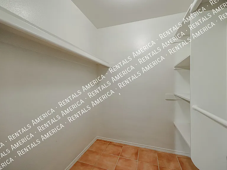 6626 N Majorca Ln W — Photo 6