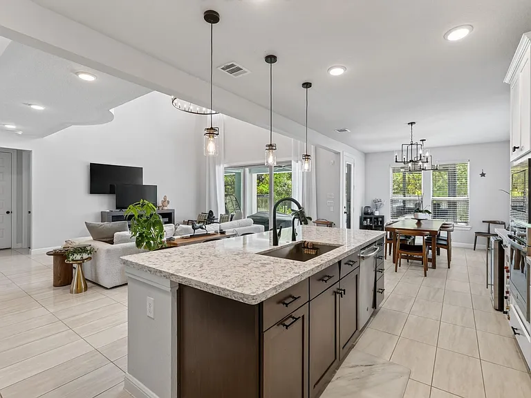 27 Floral Vista Dr — Photo 16