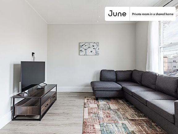 3rd image of 217 Lexington Ave #2-A