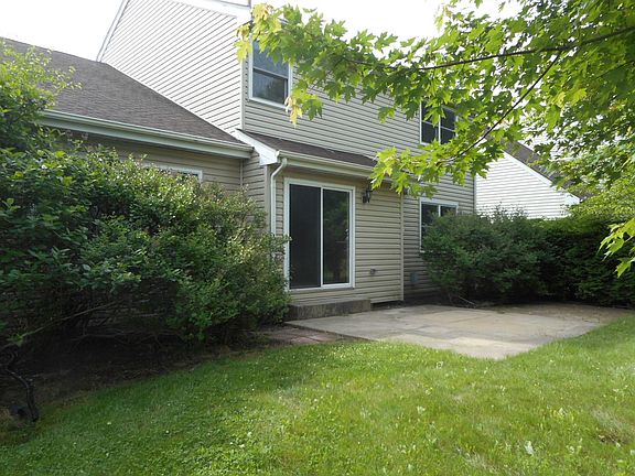 2nd image of 2961 Melbourne Ln