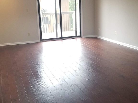 2nd image of 3660 Walden Dr APT B